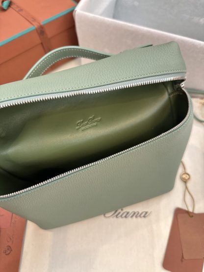 Replica Loro Piana Extra Pocket backpack L23.5 Calfskin #3119 - Image 4
