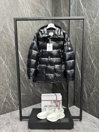 Replica Moncler CHIABLESE SHORT DOWN JACKET BLACK #3553 - Image 2