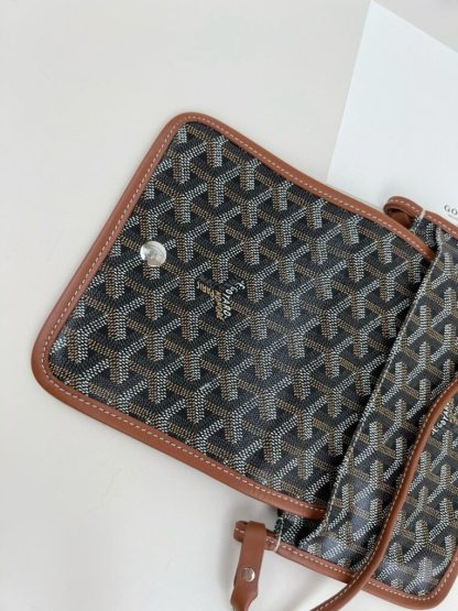 Replica Goyard Plumet Pocket Wallet Strap Bag Black & Tan #3403 - Image 12