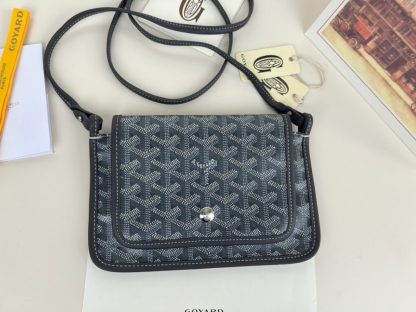 Replica Goyard Plumet Pocket Wallet Strap Bag Grey #3402 - Image 17