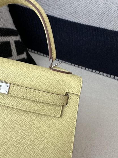Replica Hermes Kelly 25 1Z Jaune poussin Handmade Epsom Sliver #3538 - Image 10