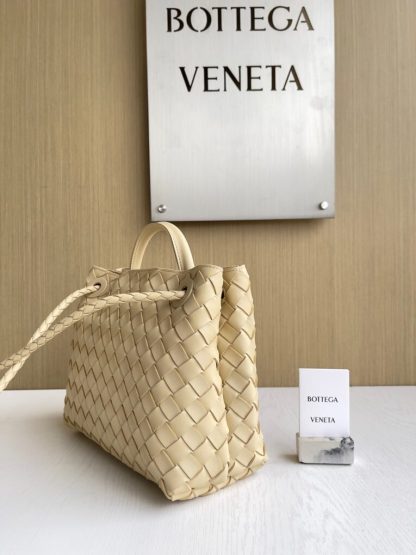 Replica Bottega Veneta Small Andiamo Tote Bag Top handle bag Light butterscotch #3648 - Image 7