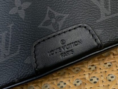Replica Louis Vuitton Discovery Bumbag PM M46035 VIP Quality #3657 - Image 16