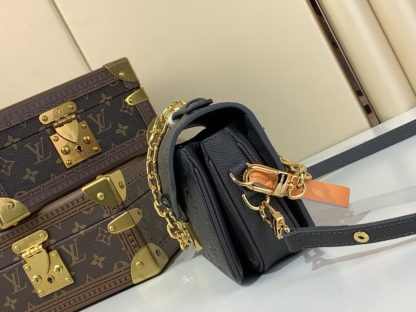 Replica Louis Vuitton Pochette Métis East West M46595 Quality Bag #3732 - Image 5