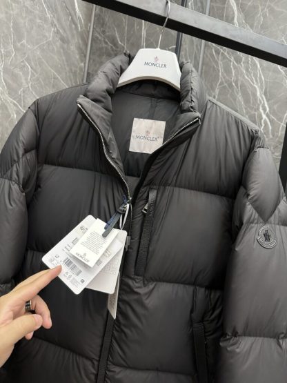 REPLICA MONCLER MEN'S BLACK BESBRE SHORT DOWN JACKET #3764 - Image 16